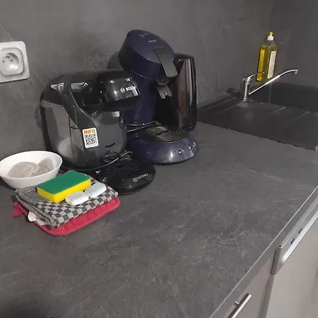 Apartment Kerinou Au 3eme - Internet - Entree Autonome